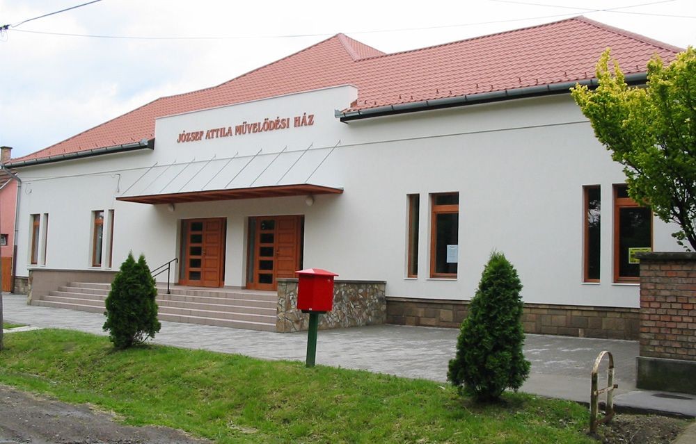 Gyöngyöshalászi Általános Művelődési Központ
